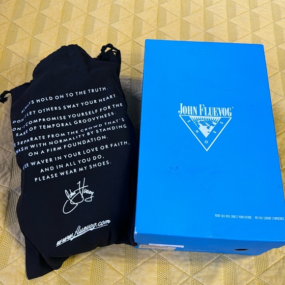 Fluevog, Mellow Buckle Shoe - Picture 11 of 11